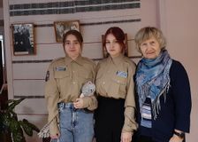 У уголка М.Мелентьевой